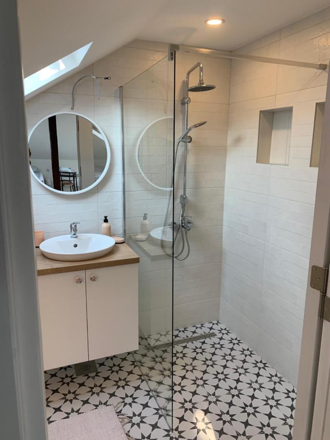 West Studio Apartment Сараево Екстериор снимка